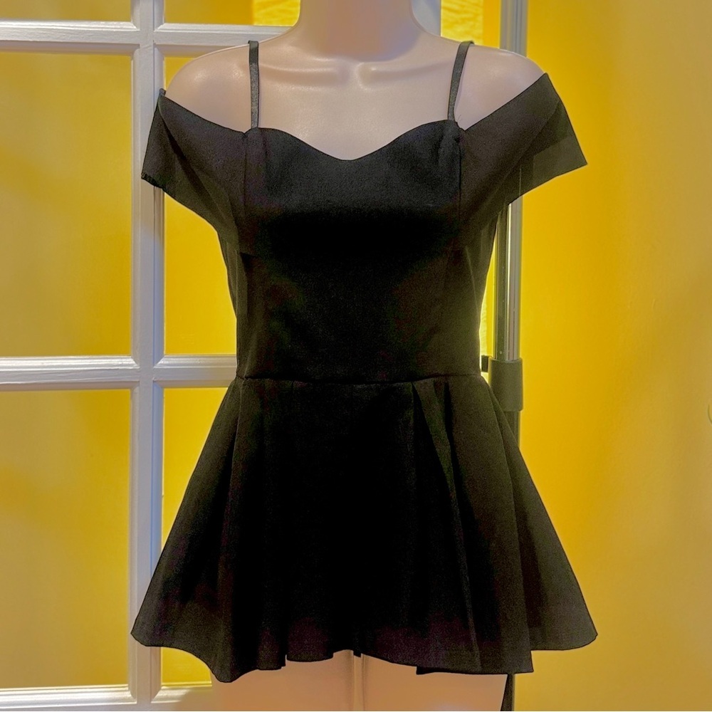 Garcia Black Off-Shoulder Peplum Top